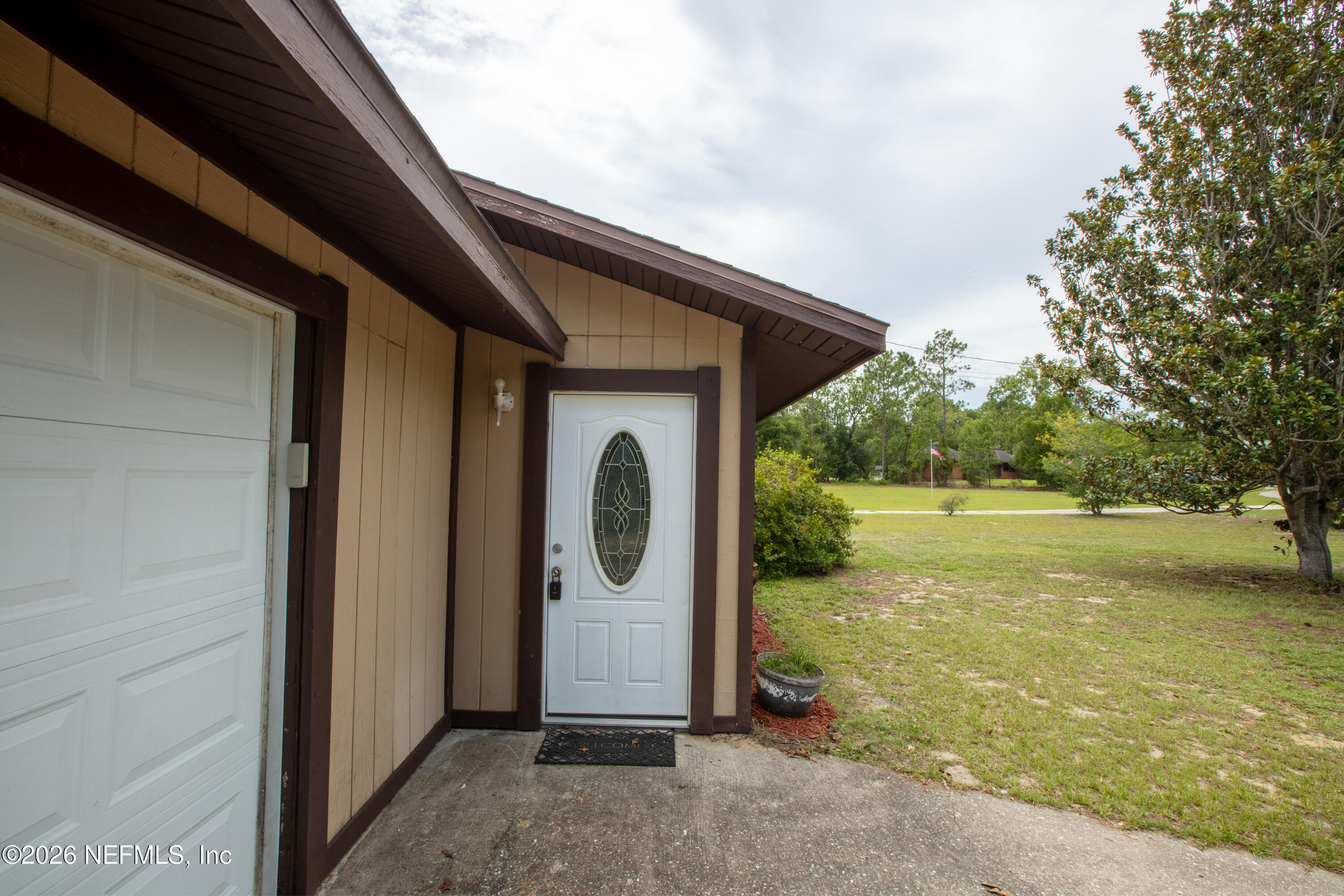 692 Southeast 41st Street Keystone Heights, FL 32656 - Photo 5 of 58 692se41st_MLS-5