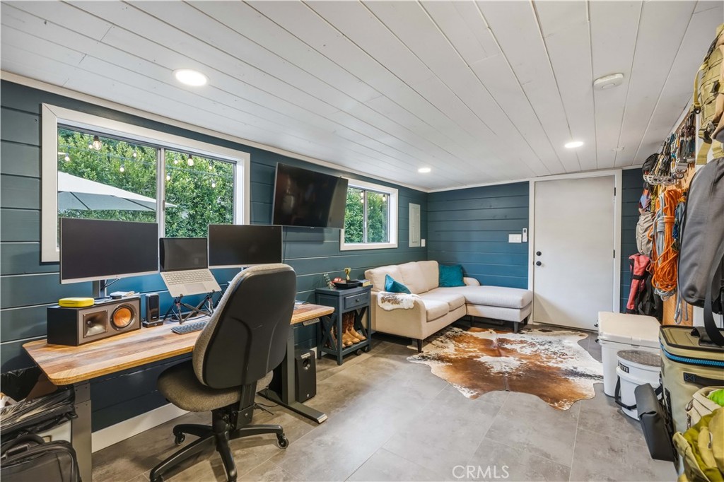 2028 Chesson Street Duarte, CA 91010 - Photo 38 of 66 200 sq ft mancave