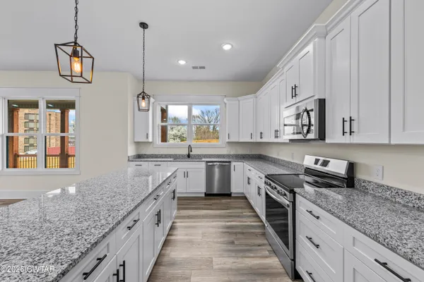 $499,999 | 135 Max Ln Drive, Jackson, TN 38305