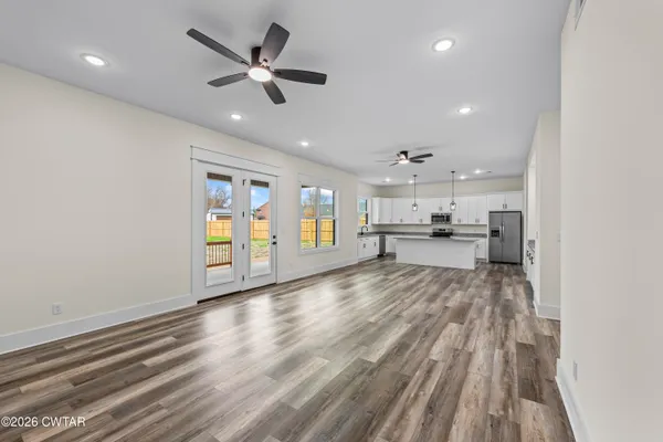 $499,999 | 135 Max Ln Drive, Jackson, TN 38305