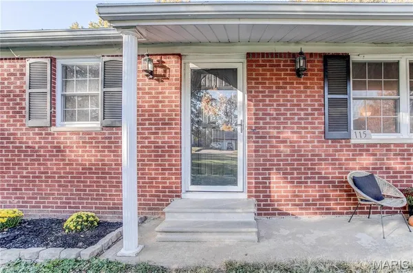 $1,950 | 115 Echo Lane, Bethalto, IL 62010