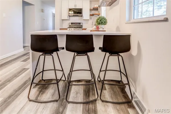 $1,950 | 115 Echo Lane, Bethalto, IL 62010