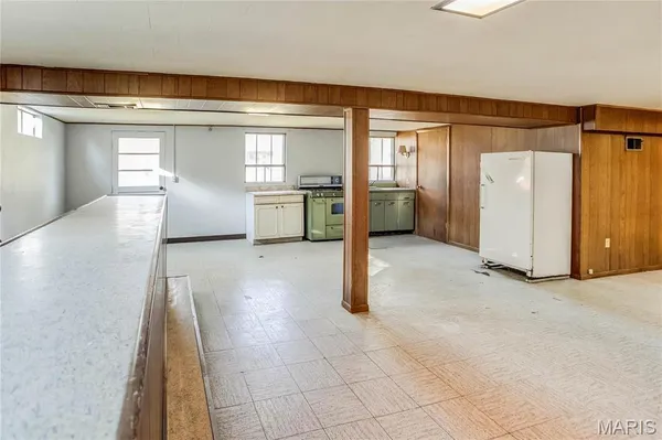 $1,950 | 115 Echo Lane, Bethalto, IL 62010