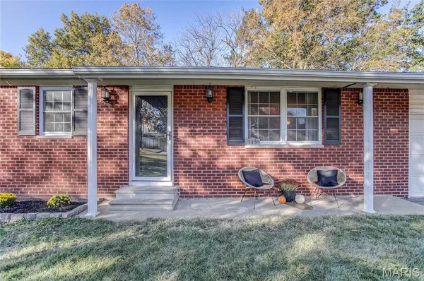 $1,950 | 115 Echo Lane, Bethalto, IL 62010