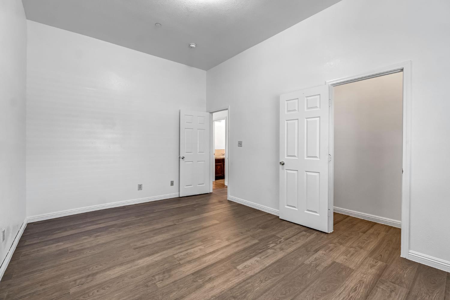 4863 North Doon Way Fresno, CA 93710 - Photo 19 of 29