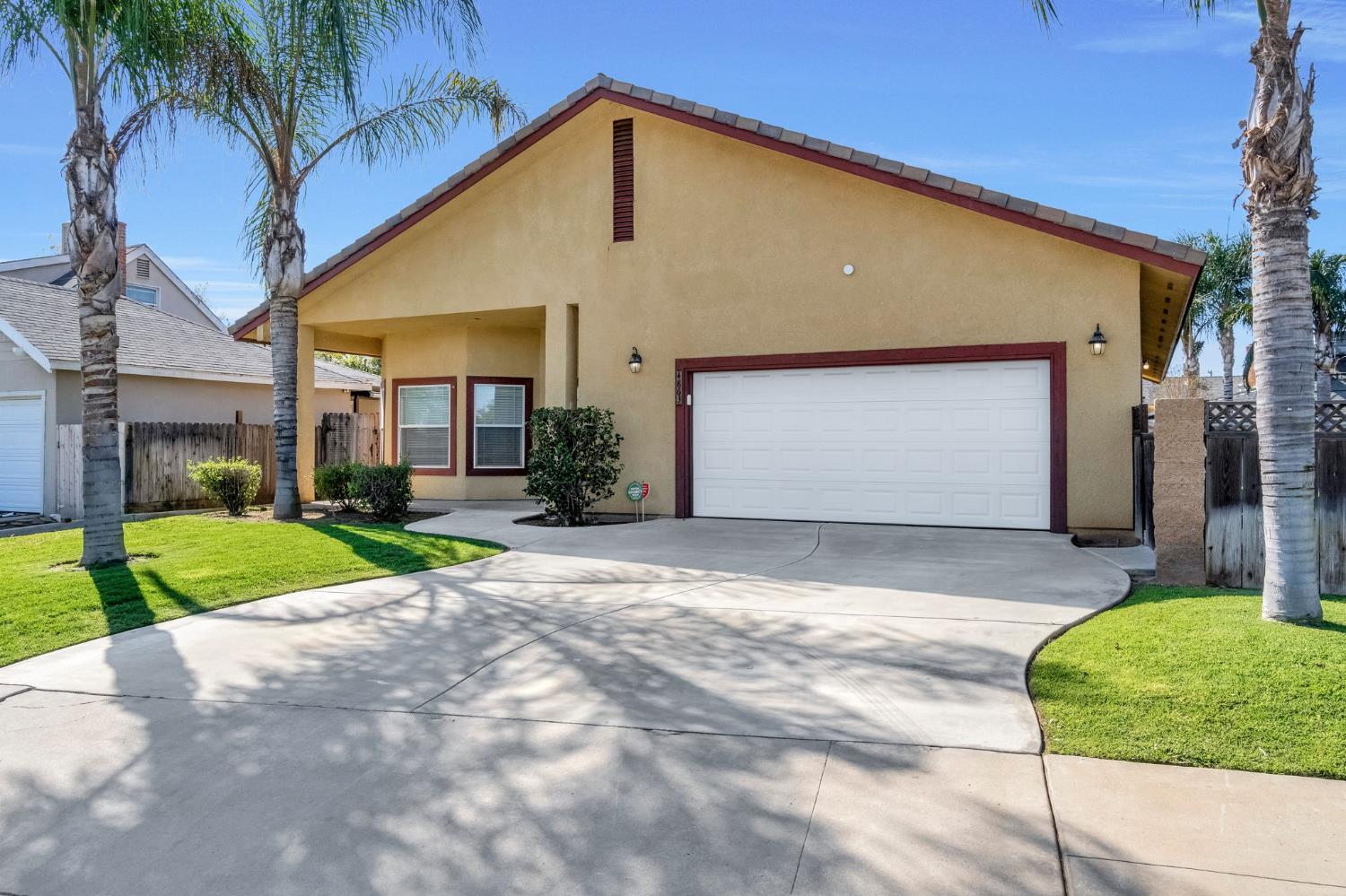 4863 North Doon Way Fresno, CA 93710 - Photo 3 of 29