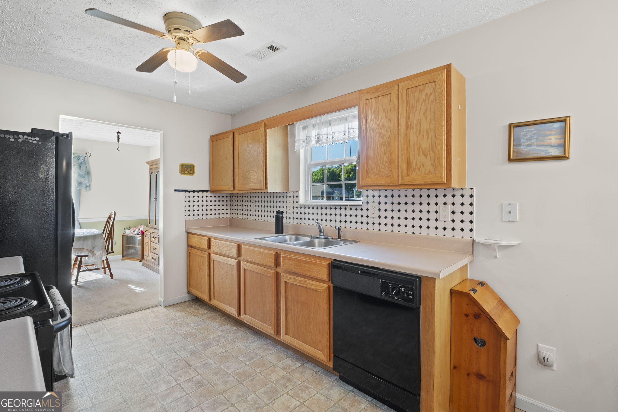 398 Clyde's Way Jackson, GA 30233 - Photo 10 of 31