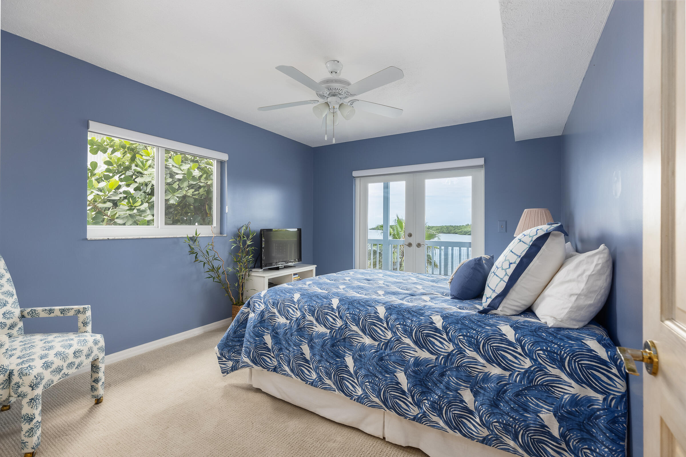 110 Redwing Road Tavernier, FL 33070 - Photo 31 of 50 Guest Bedroom 1