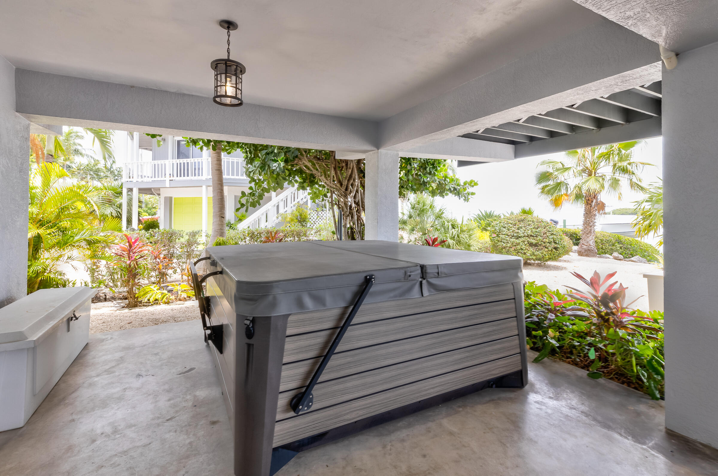 110 Redwing Road Tavernier, FL 33070 - Photo 41 of 50 Hot Tub