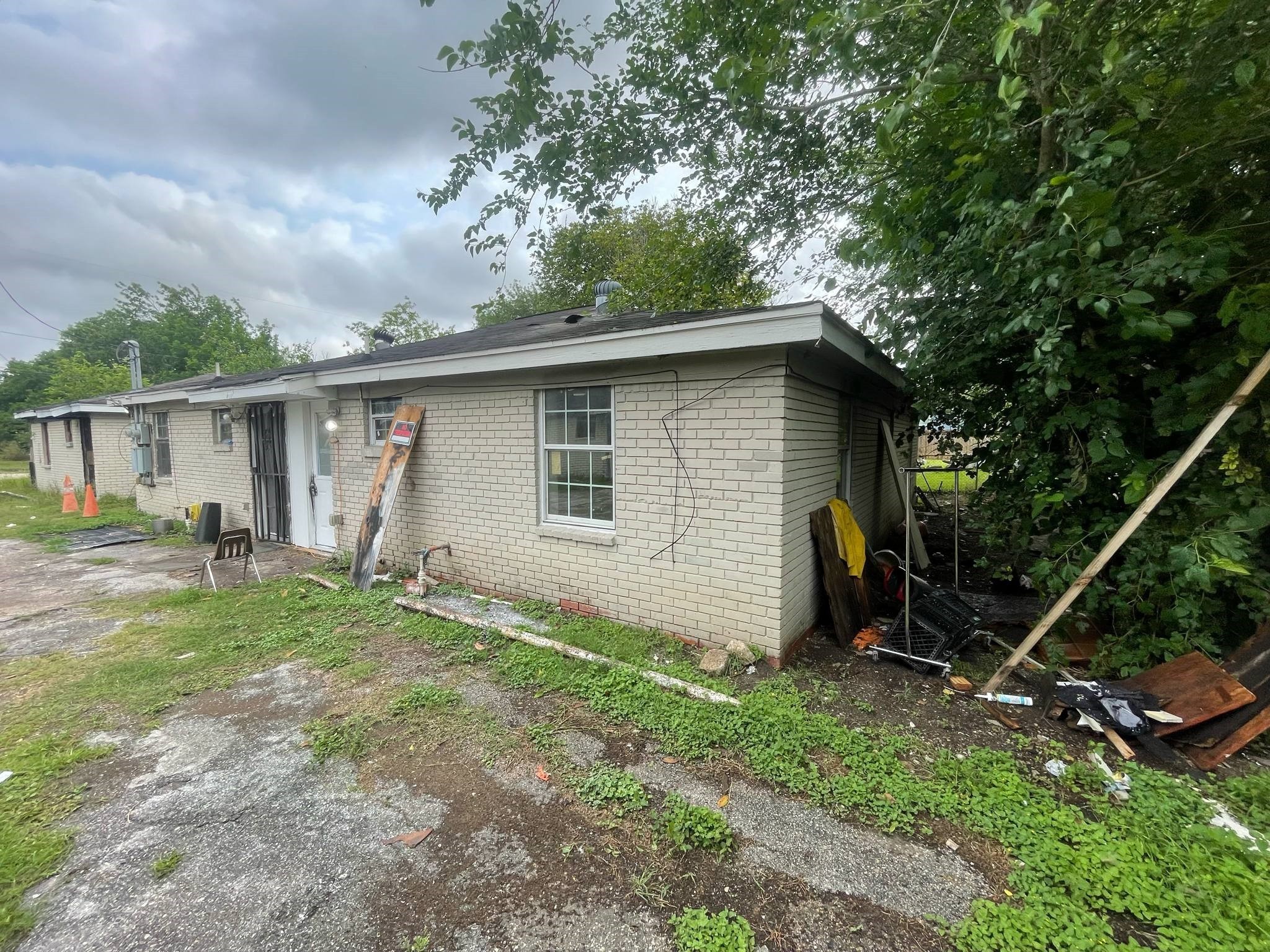 5118 Mallow Street Houston, TX 77033 - Photo 10 of 11