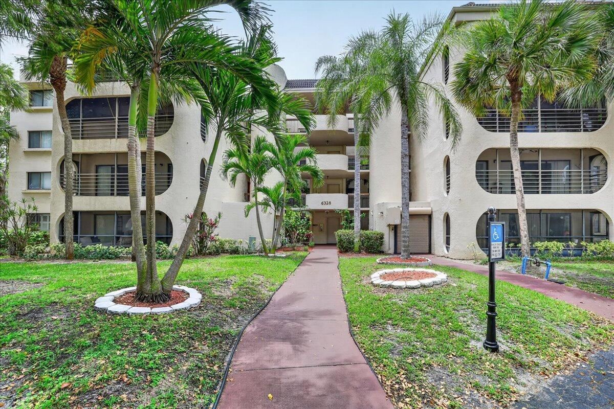 6328 Longboat Lane West, Unit 101 Boca Raton, FL 33433 - Photo 23 of 26 24-8I8A3388