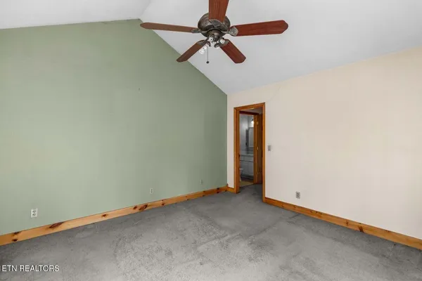 $469,000 | 1027 Dean Circle, Dandridge, TN 37725