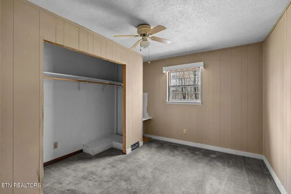 $469,000 | 1027 Dean Circle, Dandridge, TN 37725