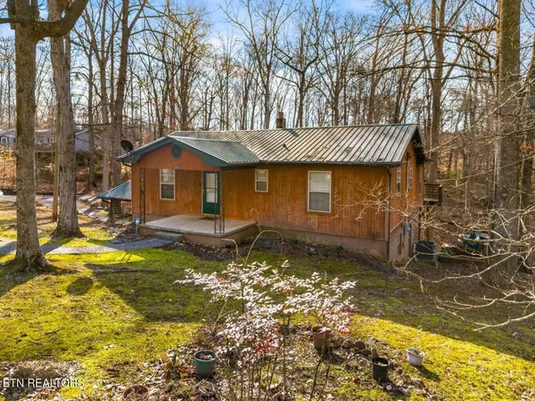 $469,000 | 1027 Dean Circle, Dandridge, TN 37725