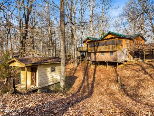 $469,000 | 1027 Dean Circle, Dandridge, TN 37725