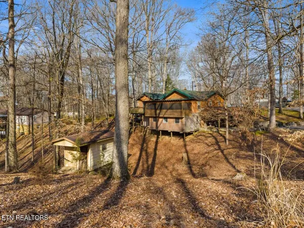 $469,000 | 1027 Dean Circle, Dandridge, TN 37725