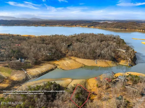 $469,000 | 1027 Dean Circle, Dandridge, TN 37725