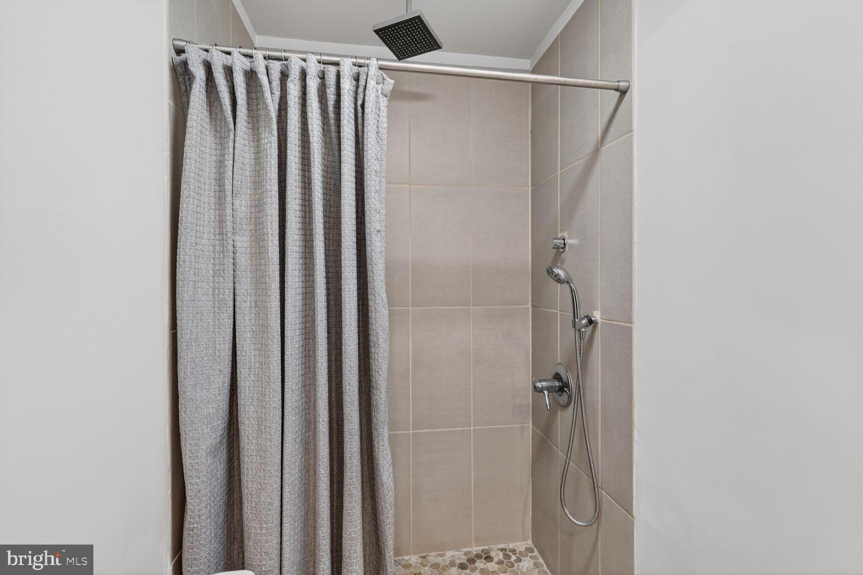 4413 Q Street Northwest Washington, DC 20007 - Photo 13 of 29