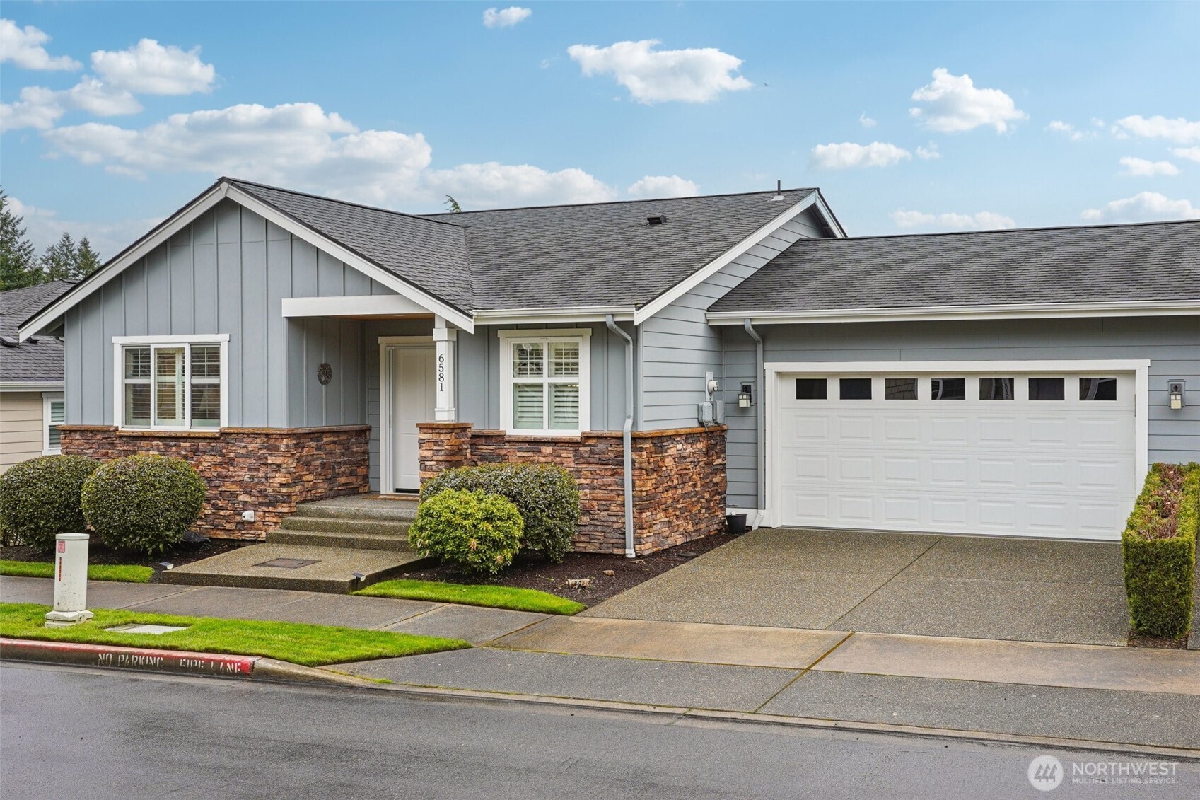 6581 Hunt Highlands Loop Gig Harbor, WA 98335 - Photo 30 of 34