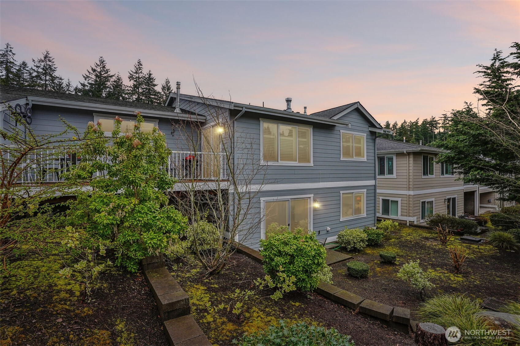 6581 Hunt Highlands Loop Gig Harbor, WA 98335 - Photo 32 of 34