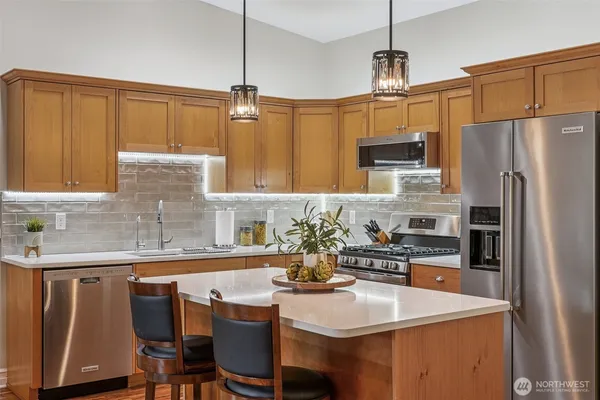 $810,000 | 6581 Hunt Highlands Loop, Gig Harbor, WA 98335