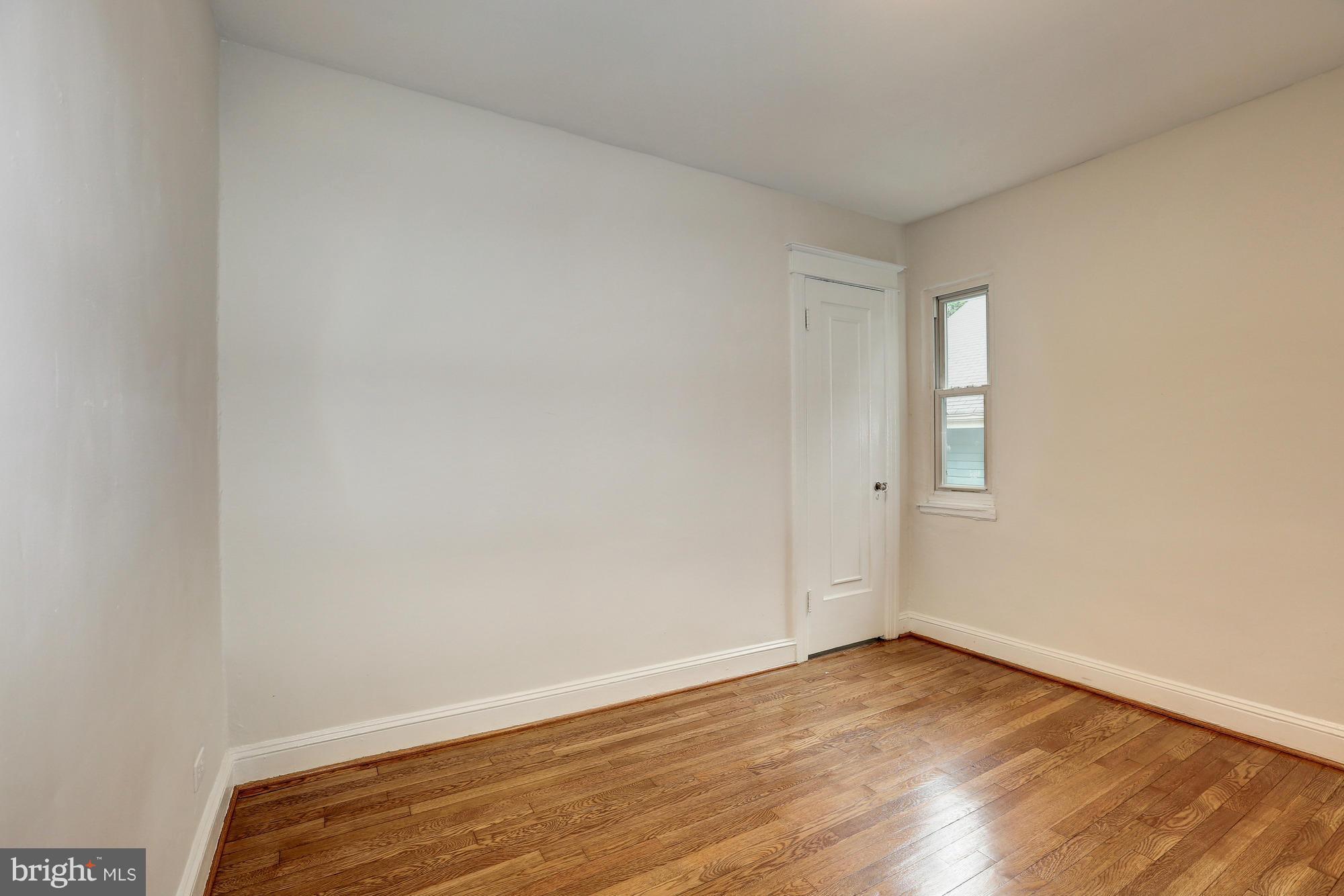 4300 River Road Northwest Washington, DC 20016 - Photo 22 of 30 Bedroom