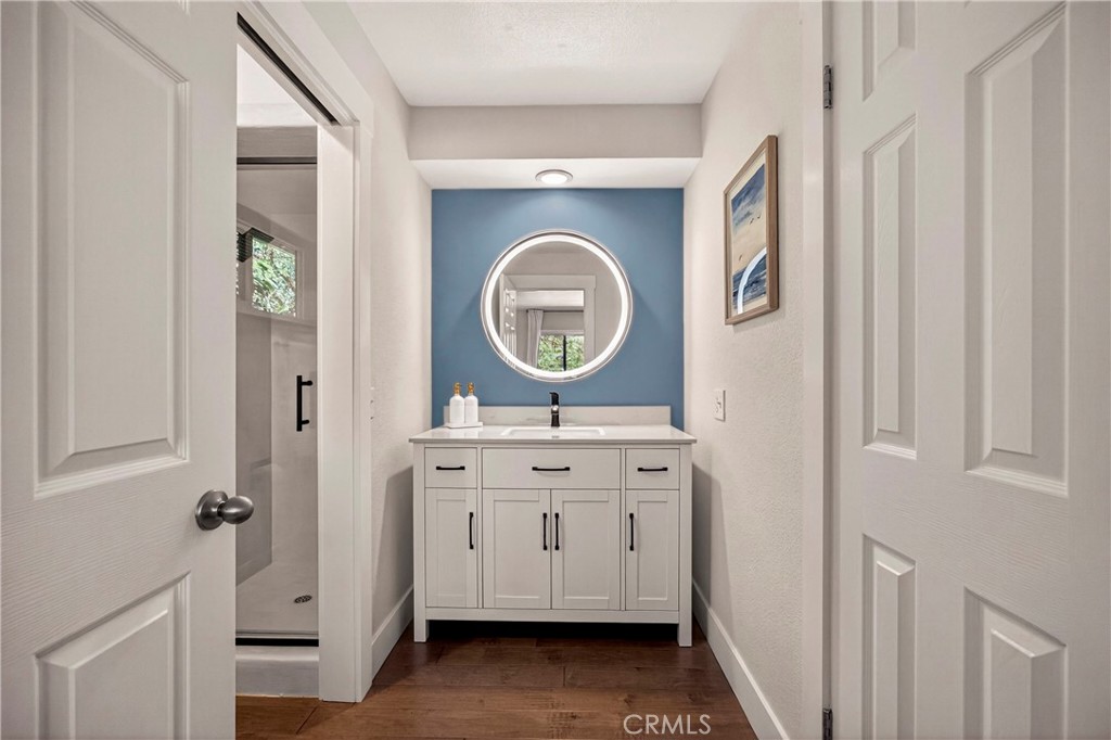 9488 Cummings Road Durham, CA 95938 - Photo 28 of 72 Primary Bath