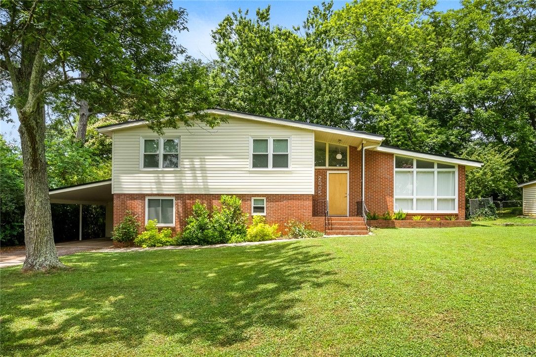 2005 College Avenue Anderson, SC 29621 - Photo 1 of 40 Gallery Image 1