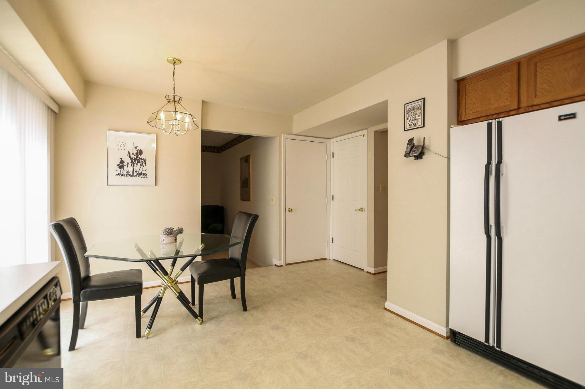3605 Klausmier Road Baltimore, MD 21236 - Photo 11 of 25 Kitchen with natural sunlight!