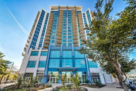 $299,900 | 1600 South Indiana Avenue, Unit 1602, Chicago, IL 60616