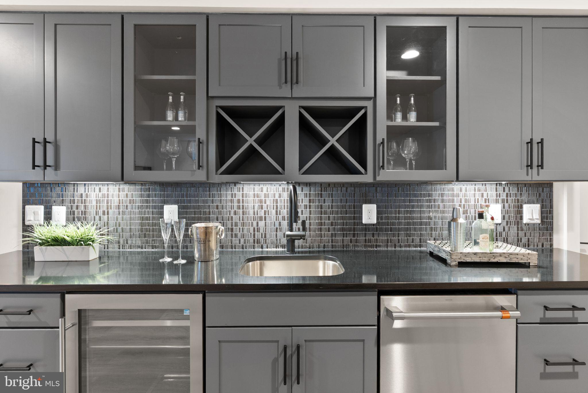 11800 Valley Road Fairfax, VA 22033 - Photo 65 of 76 a kitchen with a sink and cabinets