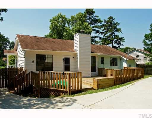 5429 Old Towne Road Raleigh, NC 27612 - Photo 2 of 12 Gallery Image 2