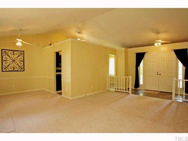 5429 Old Towne Road Raleigh, NC 27612 - Photo 4 of 12 Gallery Image 4