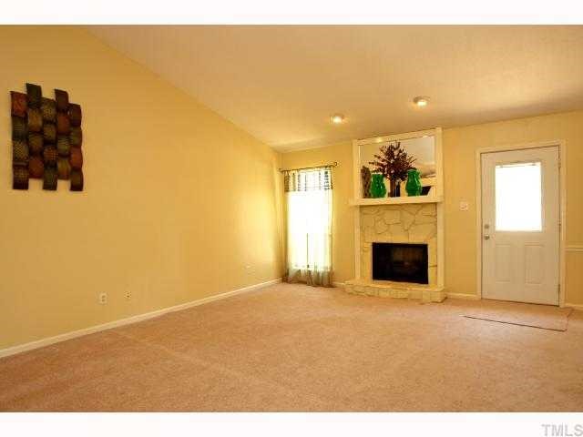 5429 Old Towne Road Raleigh, NC 27612 - Photo 5 of 12 Gallery Image 5