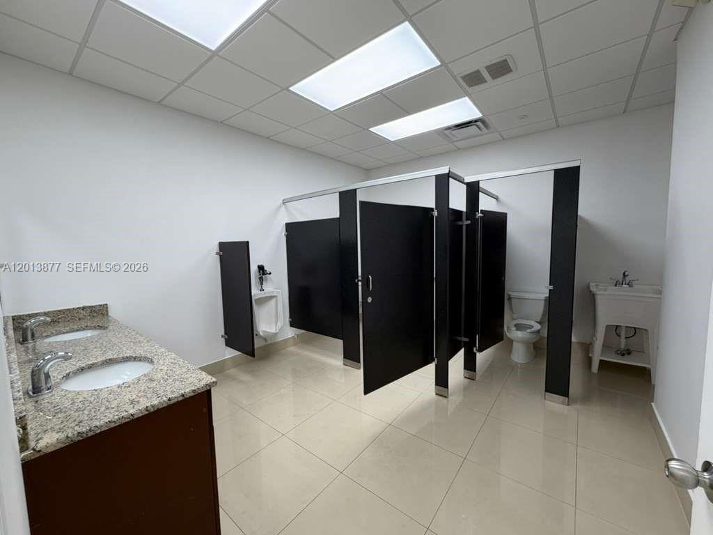 2003 McCoy Road, Unit B C & D Orlando, FL 32809 - Photo 13 of 24 Photo 13