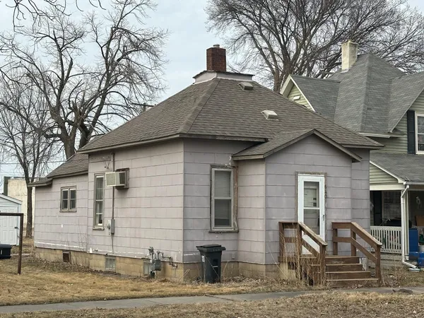 $39,900 | 640 Bedal Street, Walnut Grove, MN 56180