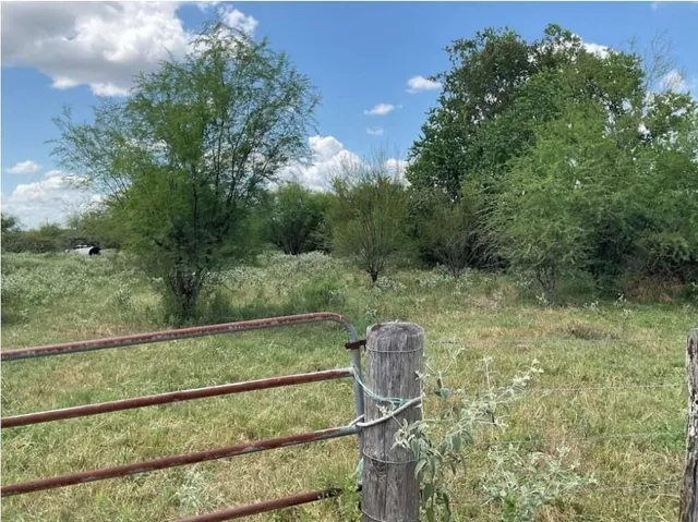 a view of outdoor space with mountain view