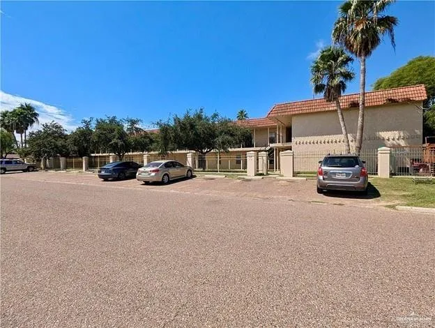 $750 | 1811 Perkins Avenue, Unit 16, Mission, TX 78572