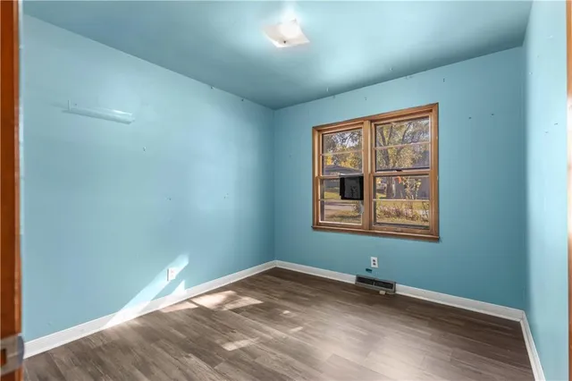 $190,000 | 426 Northwest 81st Street, Kansas City, MO 64118