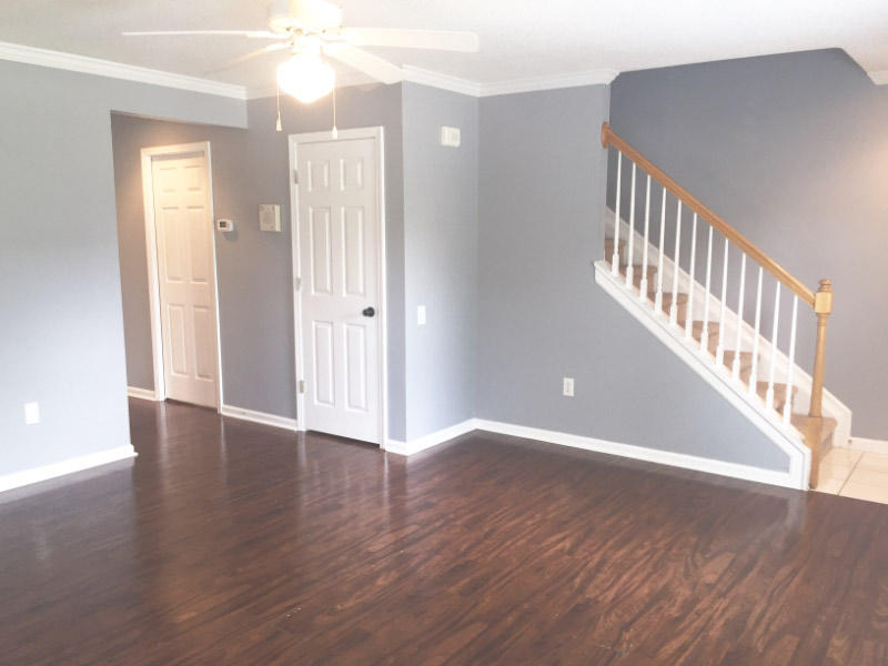 3148 Queensgate Way Mount Pleasant, SC 29466 - Photo 2 of 24 4. living room