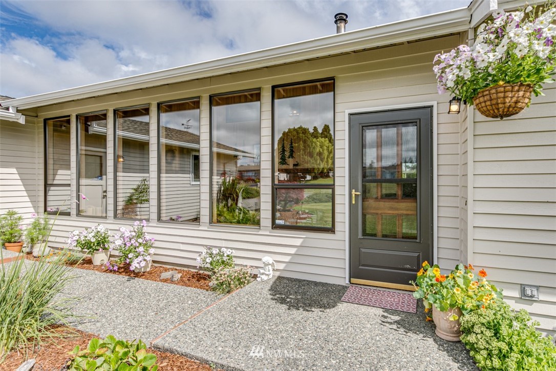 391 East Anderson Road Sequim, WA 98382 - Photo 4 of 38
