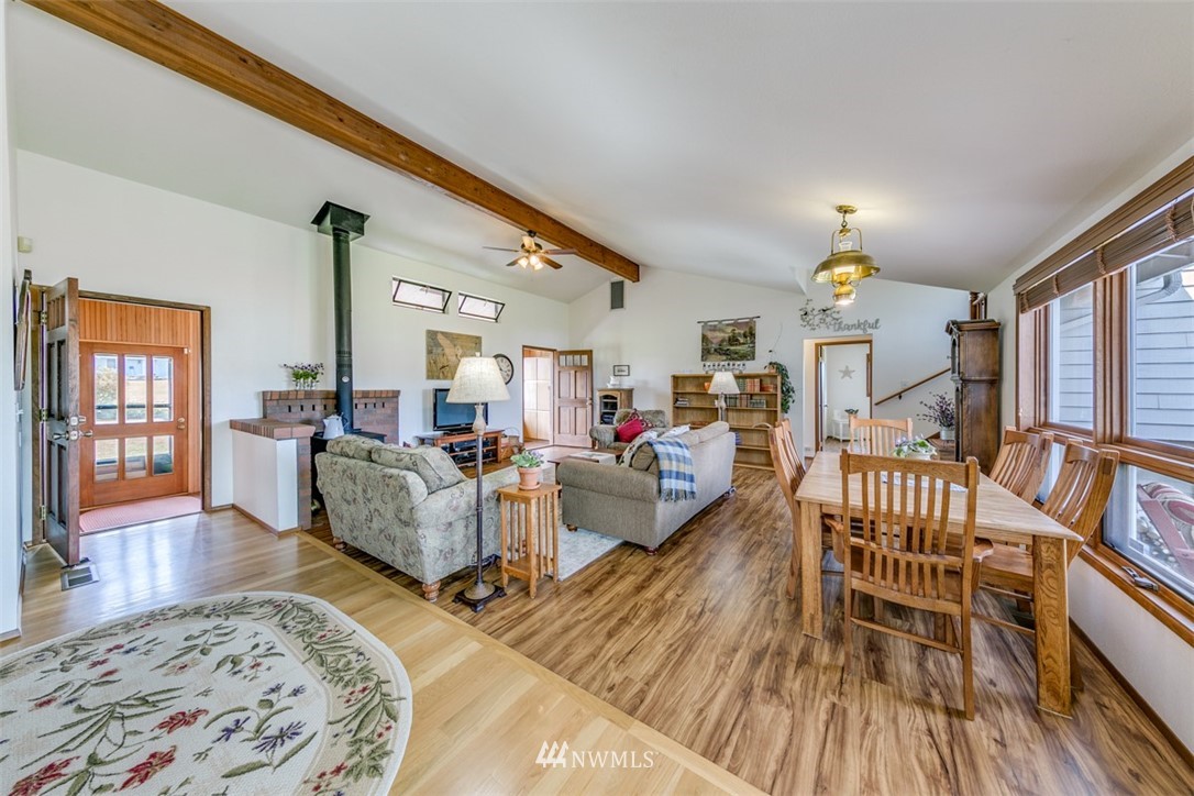 391 East Anderson Road Sequim, WA 98382 - Photo 8 of 38