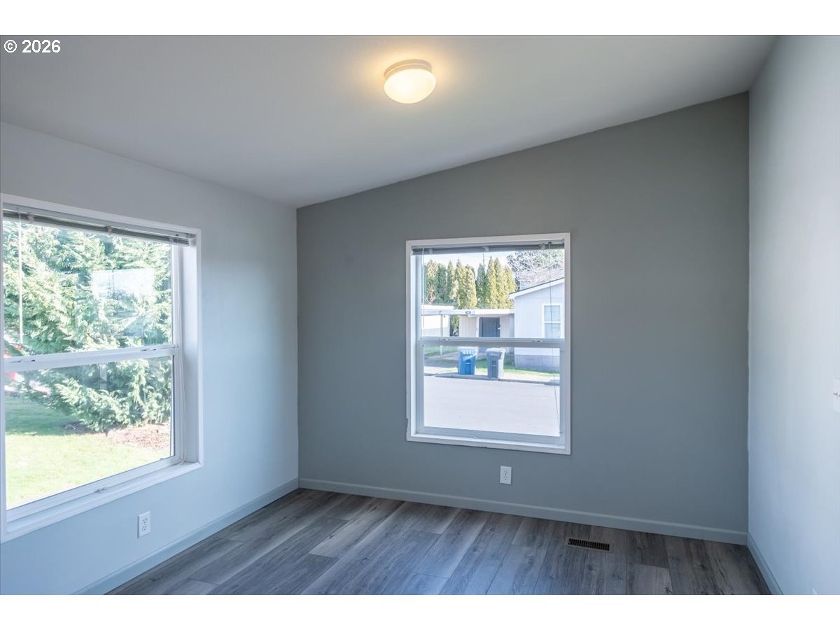 830 North Main Street Mount Angel, OR 97362 - Photo 17 of 48