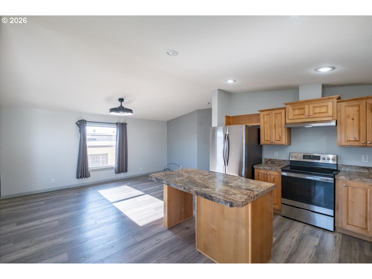 830 North Main Street Mount Angel, OR 97362 - Photo 19 of 48