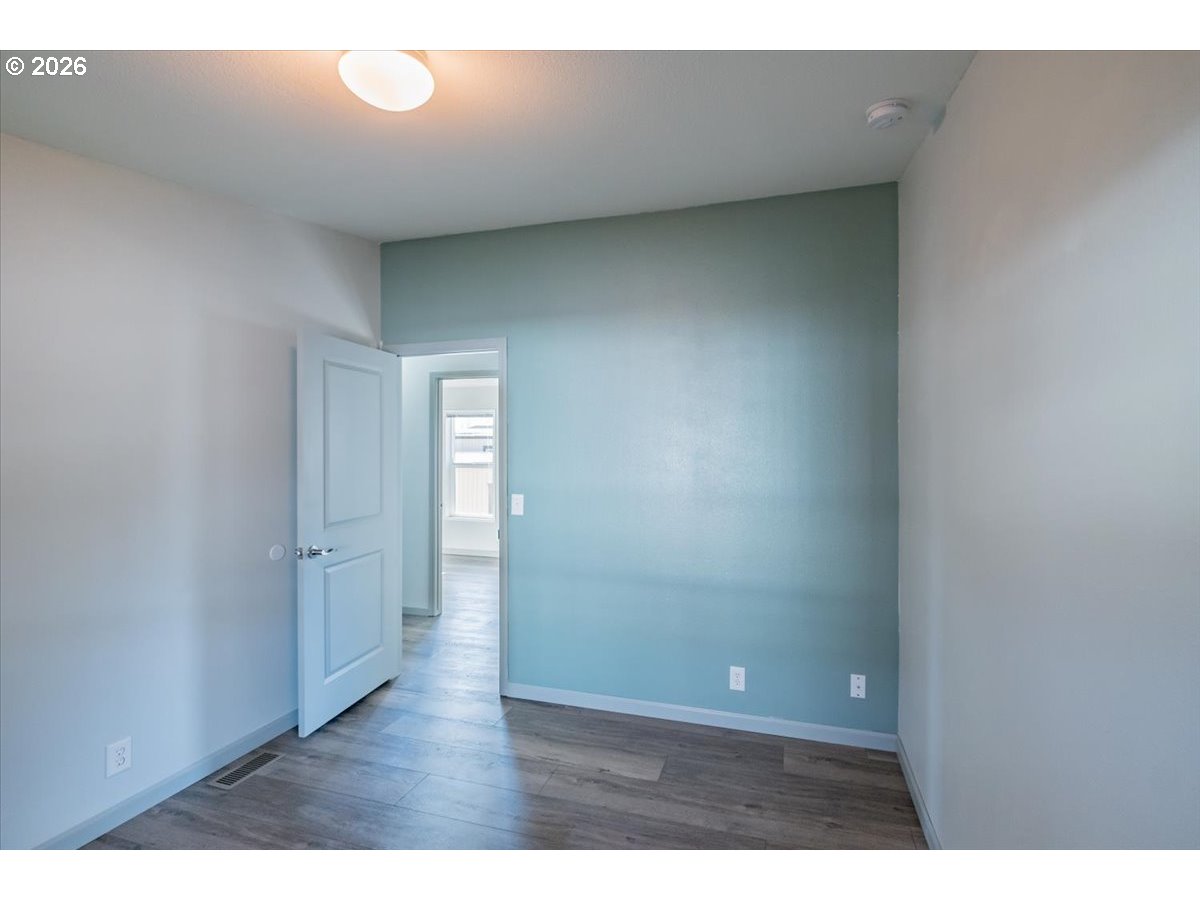 830 North Main Street Mount Angel, OR 97362 - Photo 27 of 48