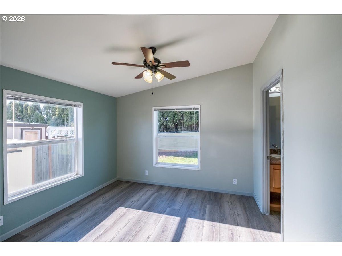 830 North Main Street Mount Angel, OR 97362 - Photo 28 of 48