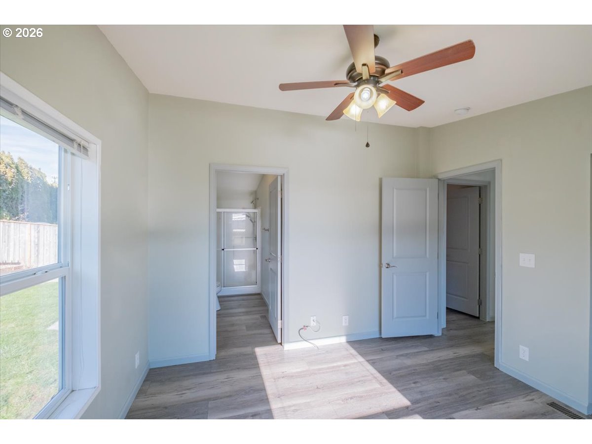 830 North Main Street Mount Angel, OR 97362 - Photo 29 of 48