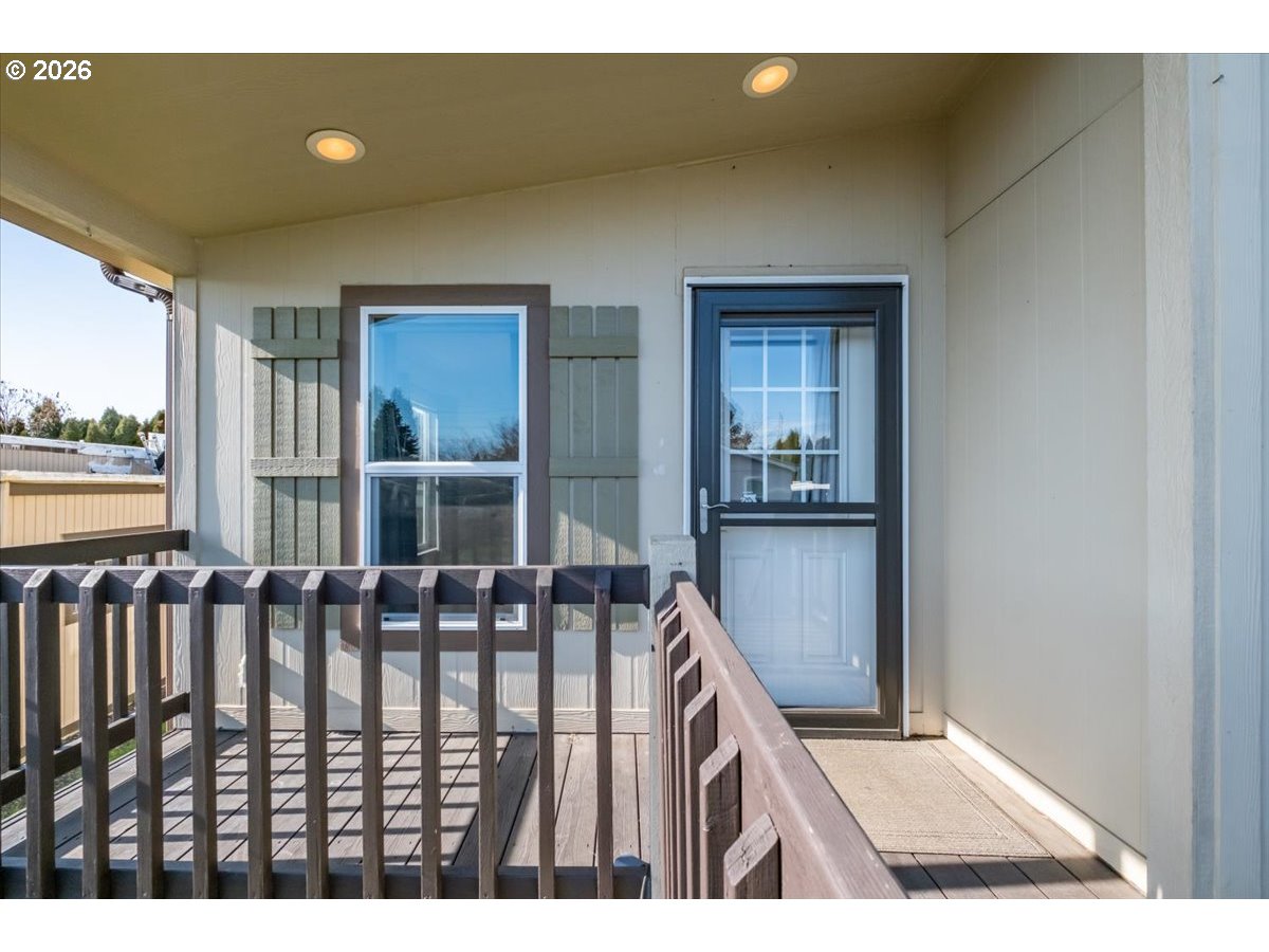 830 North Main Street Mount Angel, OR 97362 - Photo 5 of 48