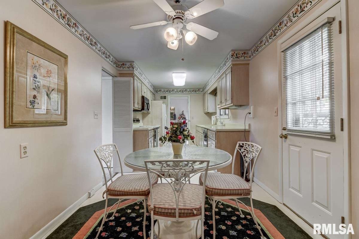 1636 Denison Drive Springfield, IL 62704 - Photo 11 of 35 Gallery Image 11