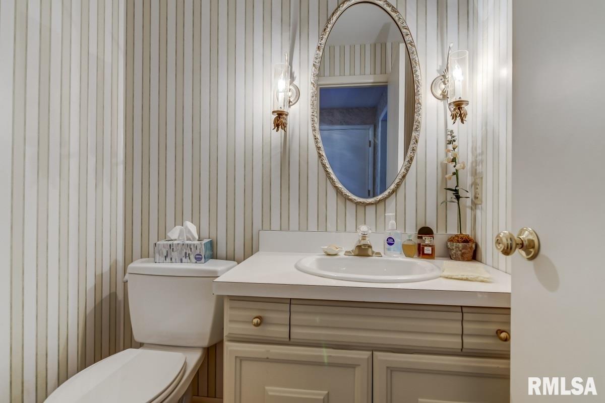 1636 Denison Drive Springfield, IL 62704 - Photo 14 of 35 Gallery Image 14